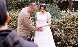 ông chồng quá yếu, người vợ dù yêu nhưng vẫn thường trả bài với bố ông chồng đến có thai